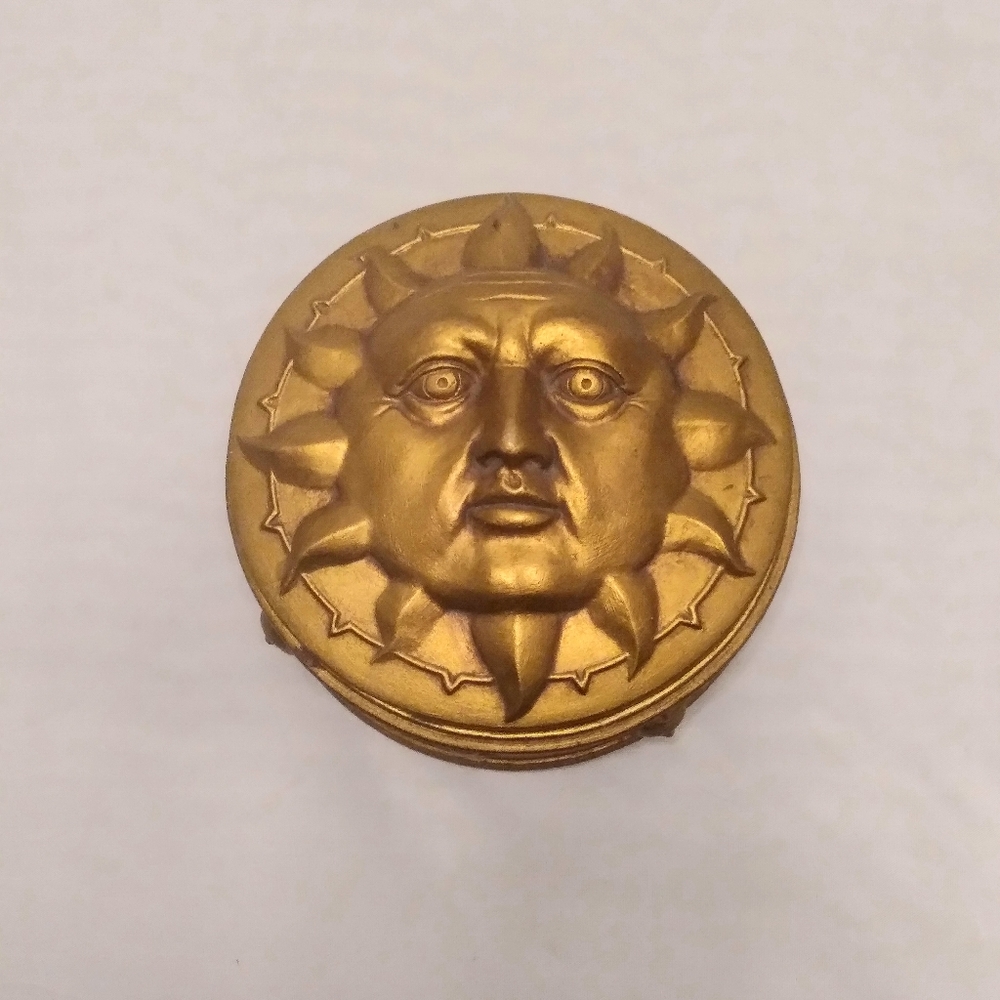 Bronze Sun Container/Box - Picture 2 of 6